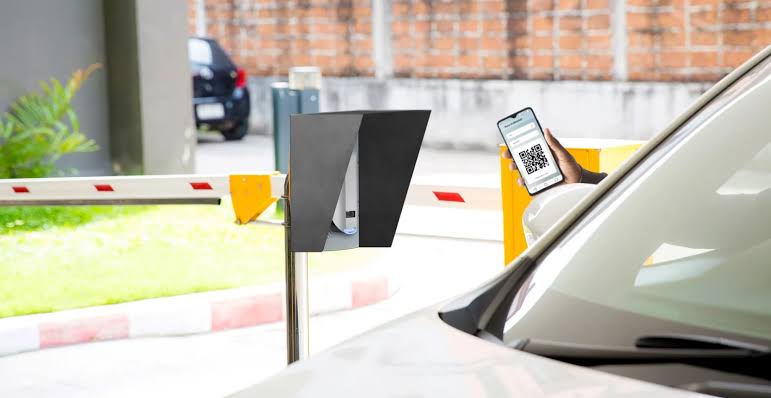 Smart Barrier Gates and RFID Vehicle Access