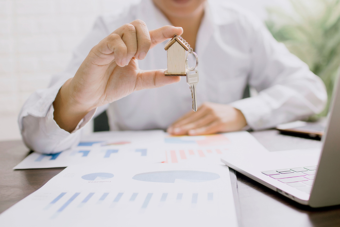 Digital Contract Archiving and Sales Center Systems