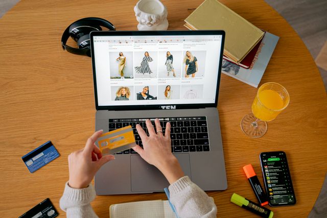 E-Commerce Website Preview